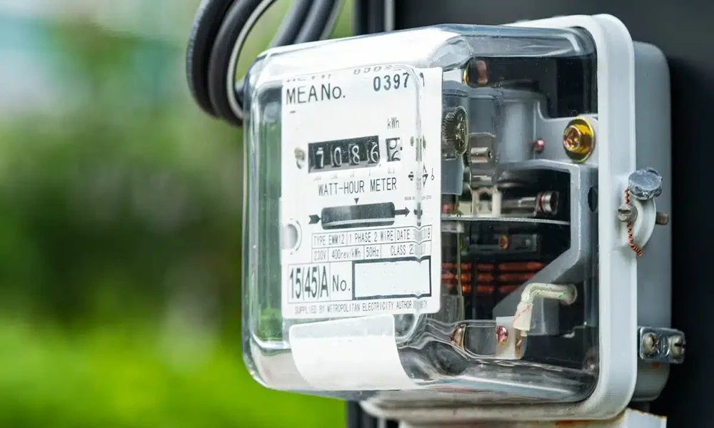 Net Metering and Smart Meters: The Technologies Powering the Future of Distributed Energy