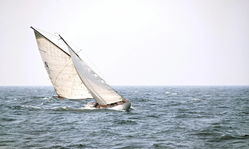 What Jean-Pierre Conte Learned About Leadership from Competitive Sailing